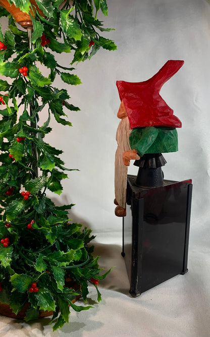 Shelf Elf with Arms